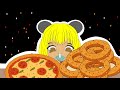 Mukbang pizza + onion rings