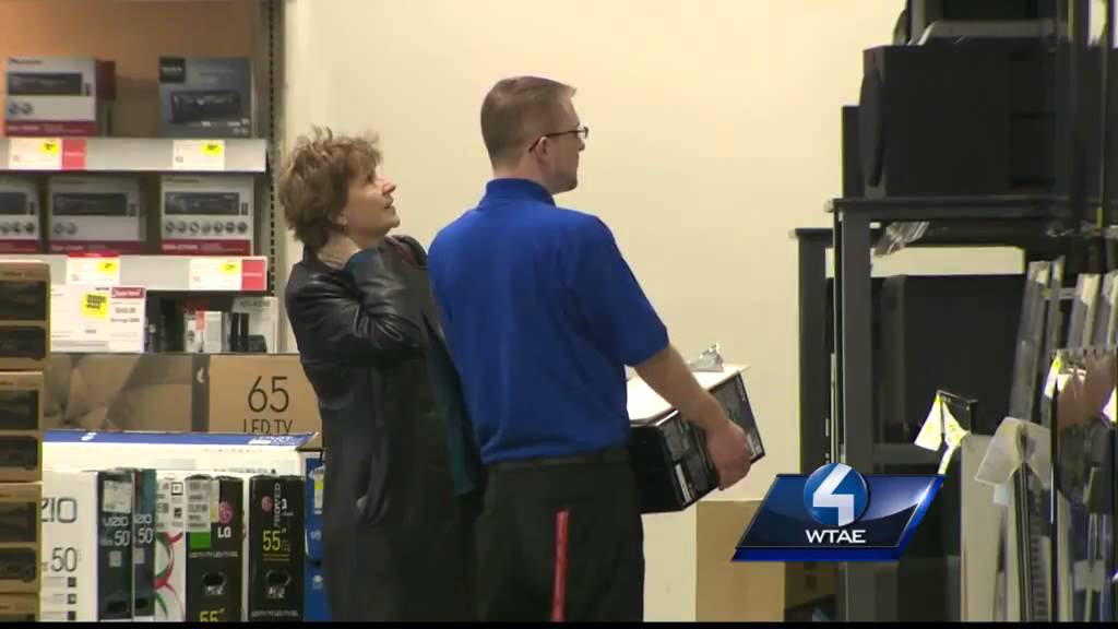 Best Buy offers support to Target after data breach YouTube