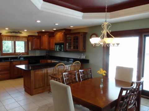36630 River Point Court, Bellevue, IA home video tour