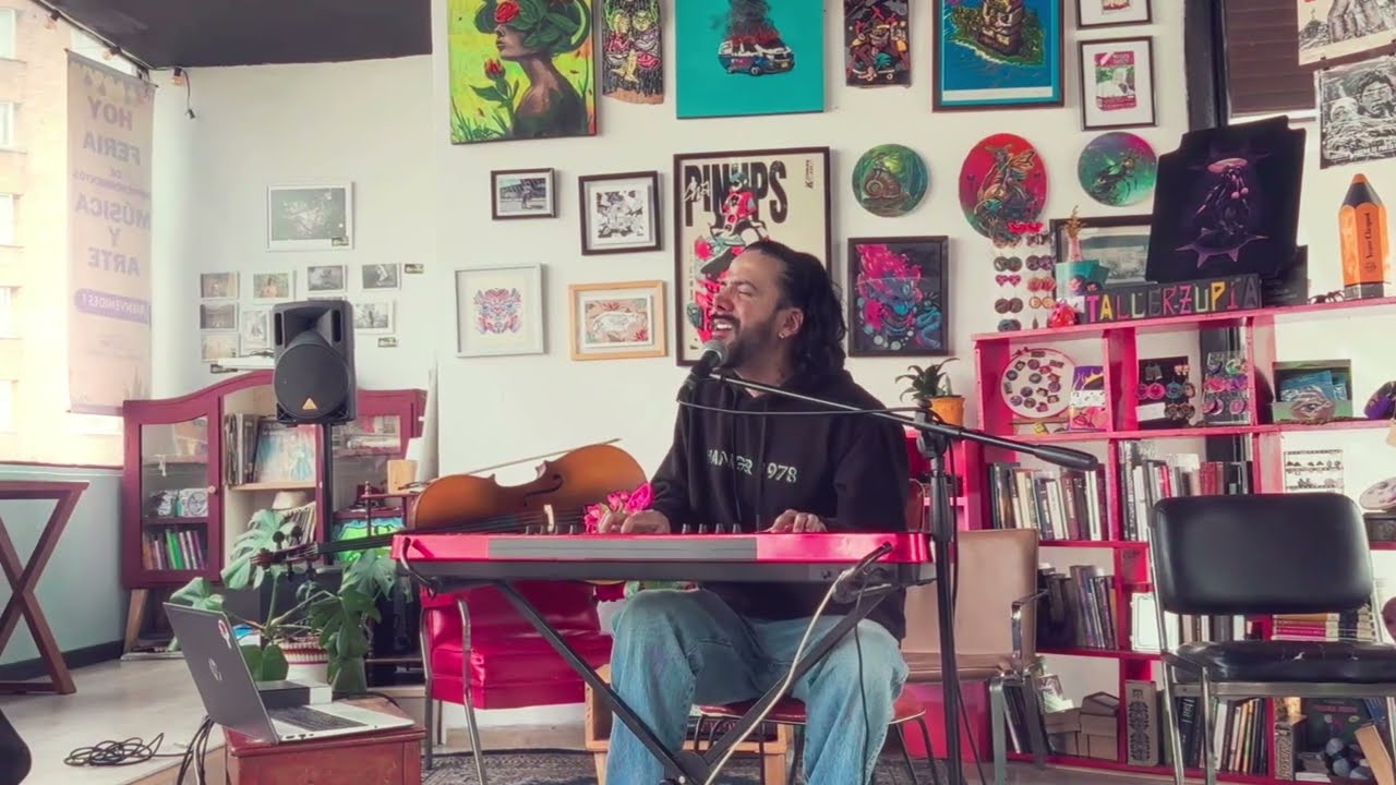 Смотреть «Victor Rodhes - Dime (Tiny Session)» на YouTube Смотреть «Victor Rodhes - Dime (Tiny Session)» на YouTube