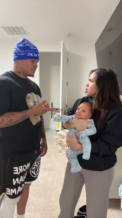 WHO’S BABY IS THAT?! 😭😂