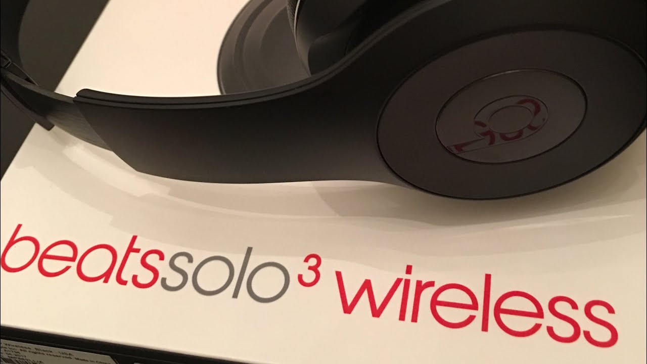 Распаковка Beats SOLO3 Wireless