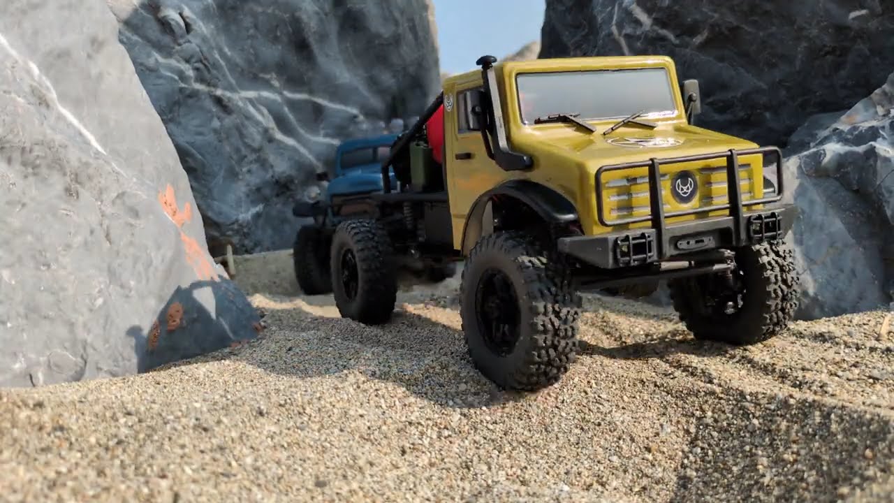 Mini RC Crawler
