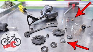 How to wash and lube rear bicycle derailleur. Bicycle maintenance.