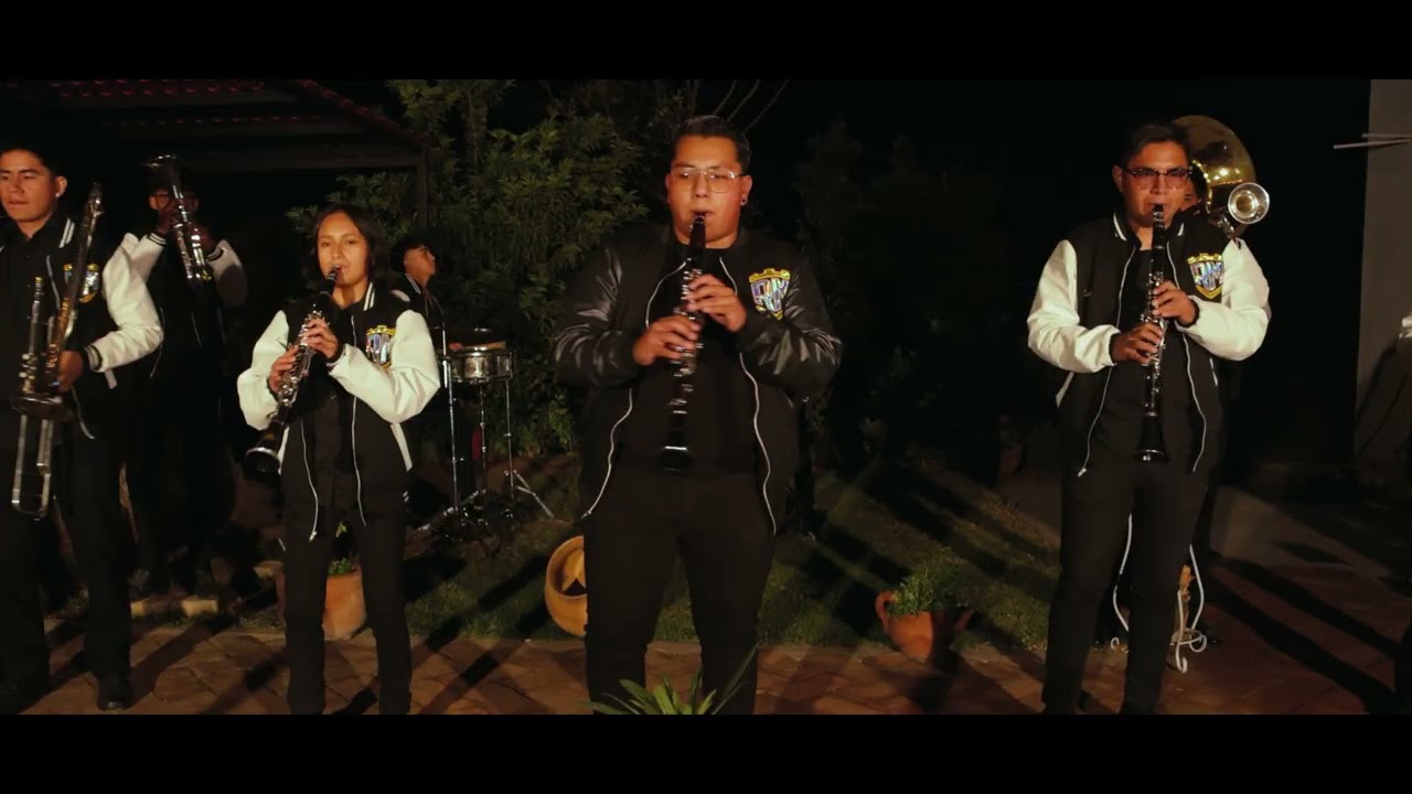 ESTRENO | BÉSAME MUCHO - LA INIGUALABLE BANDA RM DE OAXACA 