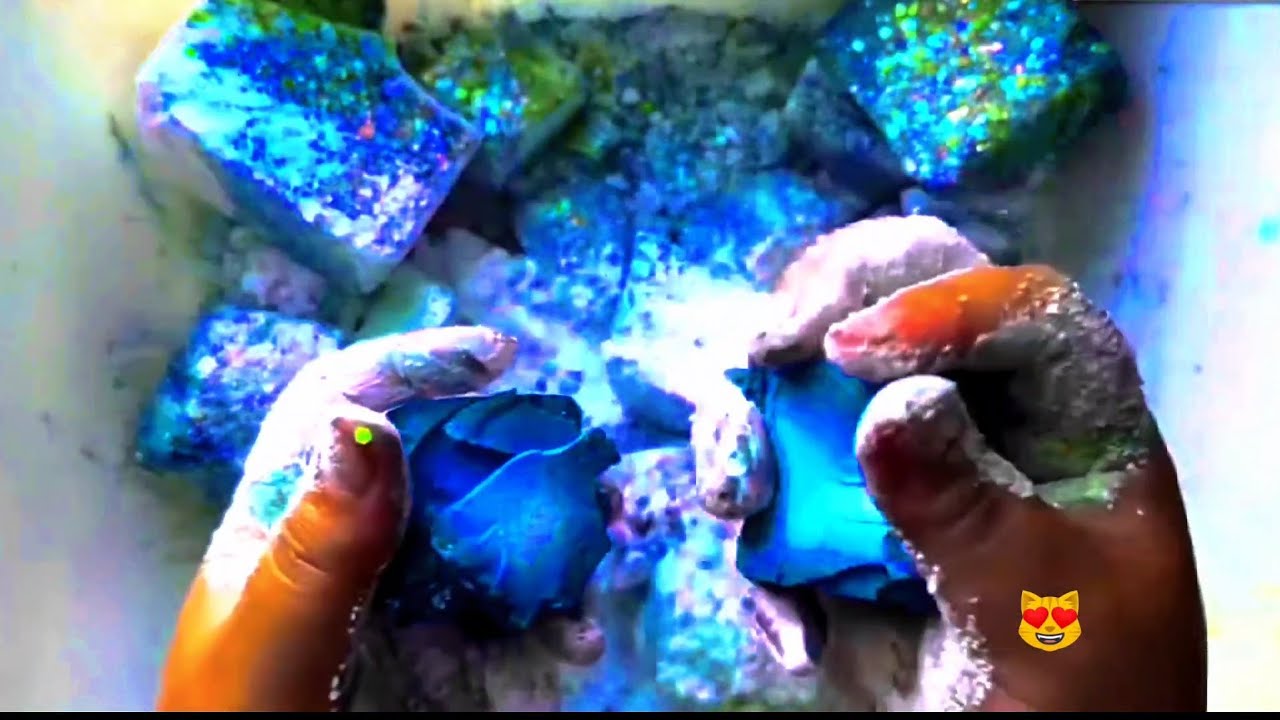 Vibrant dyed Gymchalk edit💙 @chalktasticasmr - YouTube