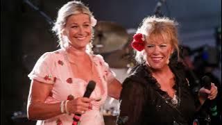 'MUSIK I RUINEN' Malena Ernman, Tina Ahlin, Marie Nilsson Lind och Viktoria Tolstoy.