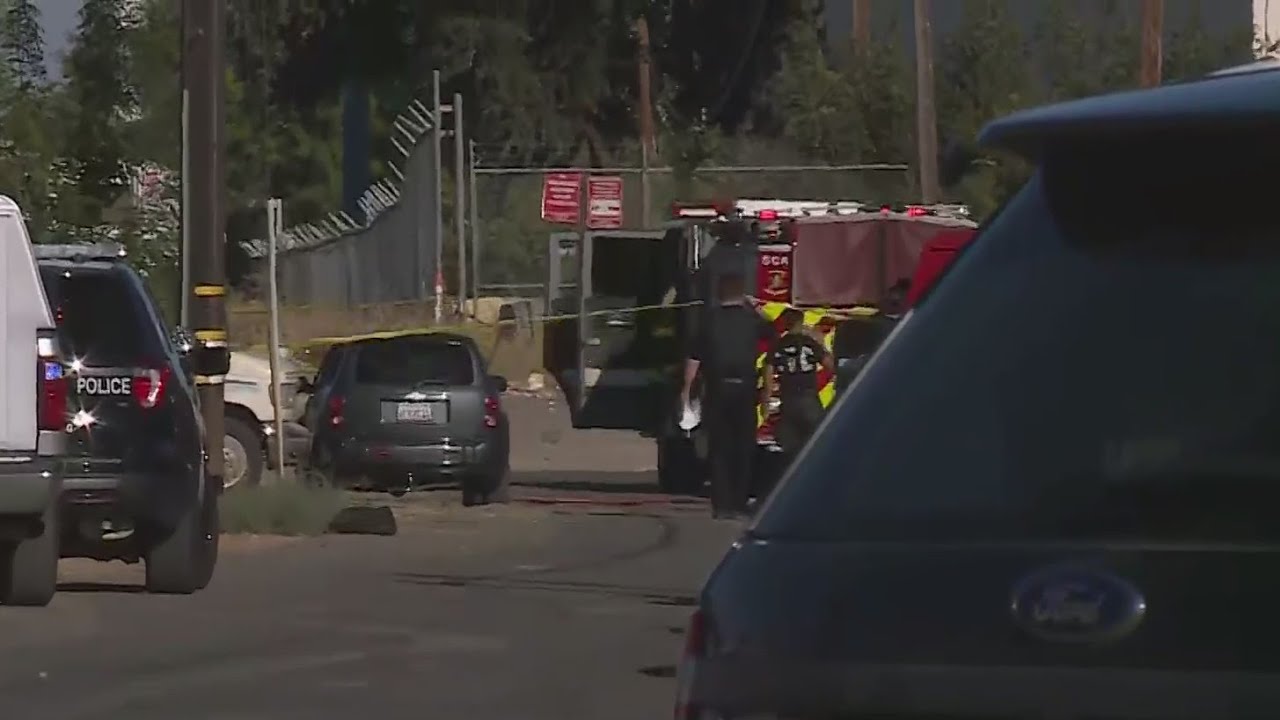Deadly RV fire spreads to a nearby Home Depot - YouTube