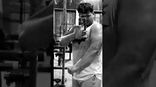 I am coming big arm and biceps #tranding #shortvideo #fitness #viral #bigarms #fitnesstatus #yt