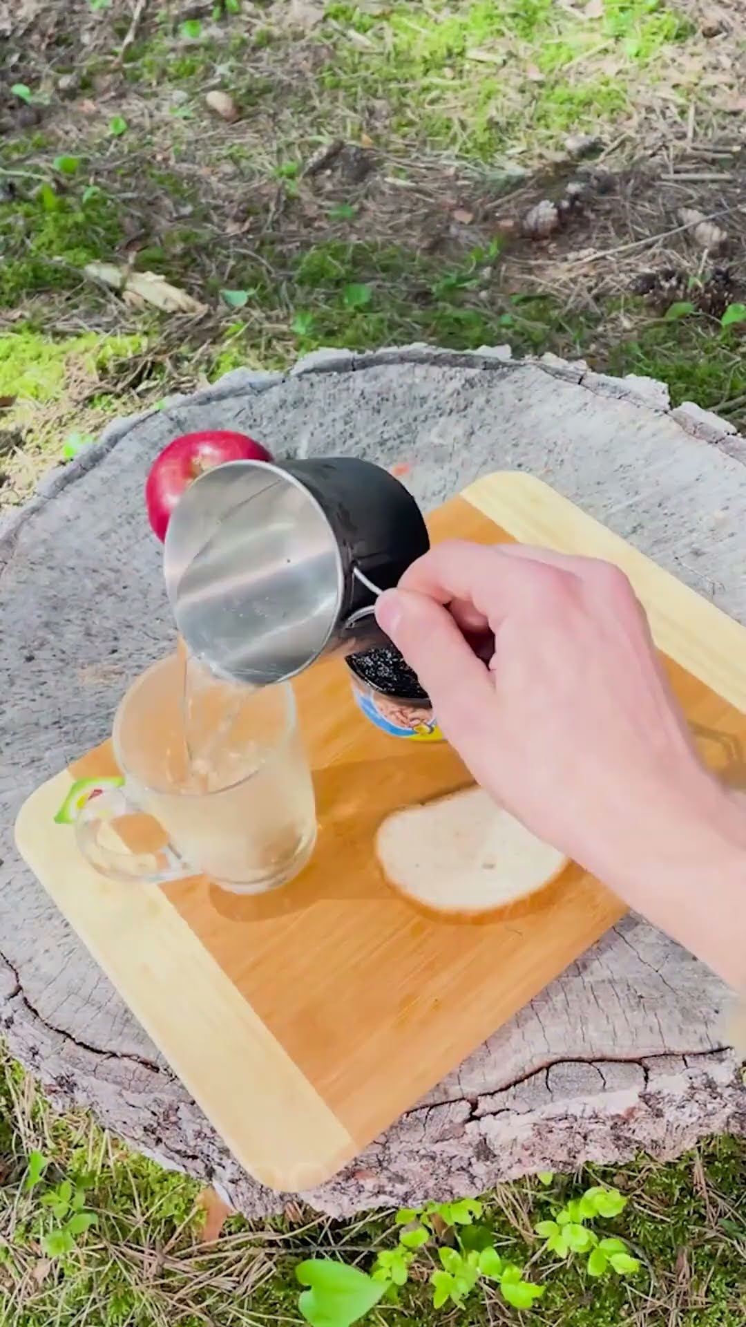 Heading camping soon? ?️ Don’t miss these outdoor hacks! ?