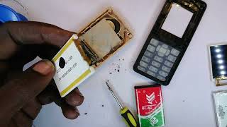 how to change the screen of a button phone (THE PROCESS)