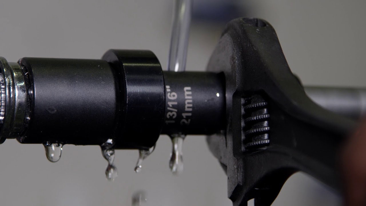 Must Watch - Lug Ripper How To - YouTube