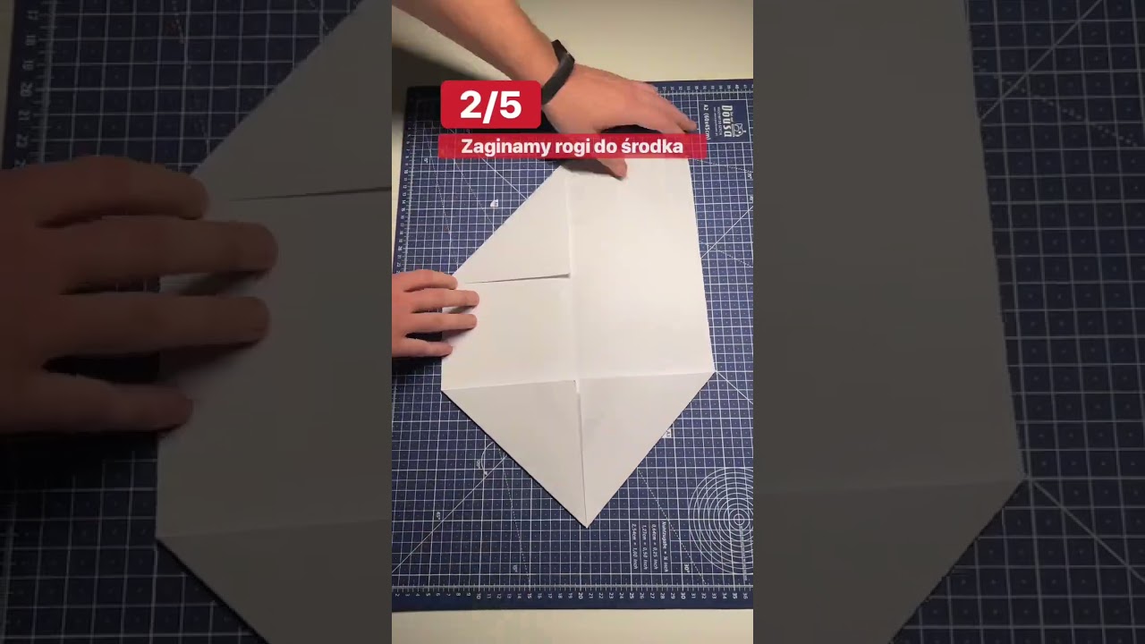 Ciekawe z jakiej największej kartki można by było taką zbudować 😳 