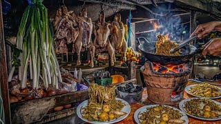 GOKIL!! PAKAI AYAM BABON DI GANTUNG ' JUALAN BAKMI JAWA PAKAI GEROBAK TAPI RAME BANGET