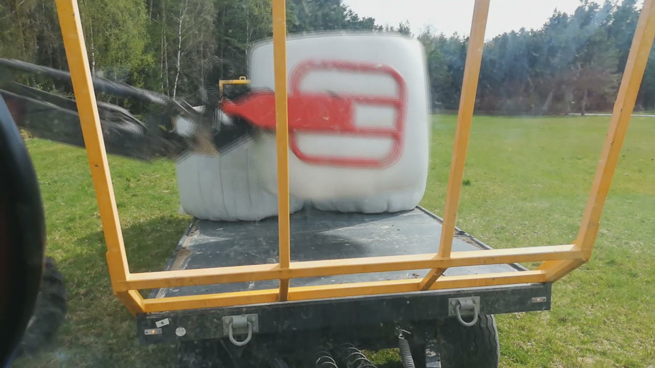 Zas a znova balíky-NEW HOLLAND T6020+WIELTON, NEW HOLLAND TL100A