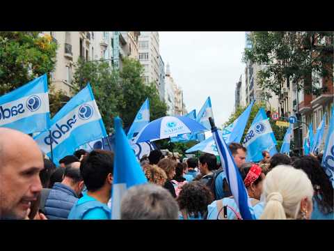 Universities, disability, and DNU 70/23: thousands march in front of Congress