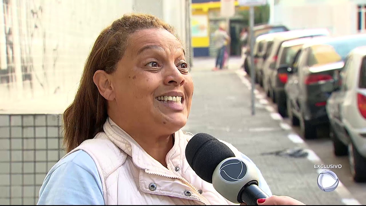 Prefeitura de Guarulhos (SP) afasta diretora de ambulatório após denúncia do JR