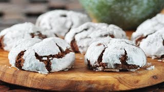 Chocolate Crinkles Recipe Demonstration - Joyofbaking.com