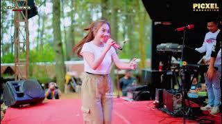 Download lagu Din Anesia - Angin