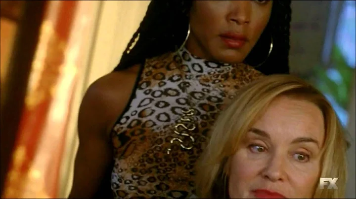 American Horror Story: Coven - Fiona Goode meets M...