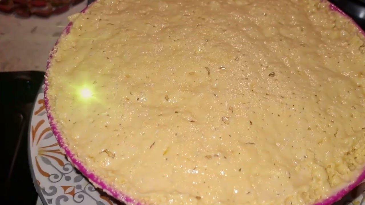 Pizza con Farina di Ceci Pizza With Chickpea Flour . Pizza med kikertmel