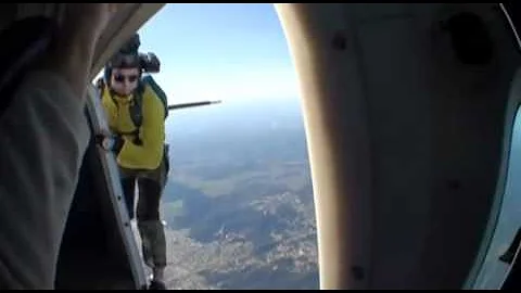 Kristen Mosteller SKYDIVES!!