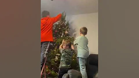 decorating the Christmas tree