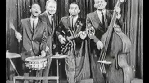 Somebody Loves Me - The Four Freshmen