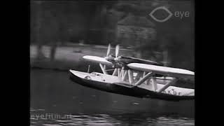 Latécoère 300 'Croix-du-Sud' arrival at Mureaux in France, after a 20,000 km trip (February 8, 1934)