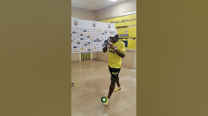Batshuayi'nin maç sonu dürüm keyfi 😀