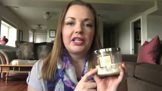 Candle Review: BBW's Vanilla Bean Marshmallow 😊 Candle Review: BBW's Vanilla Bean Marshmallow 😊