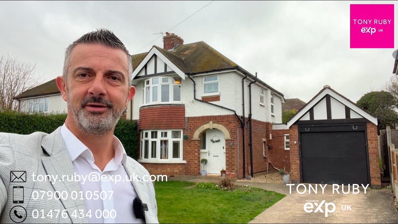 A video tour with walkthrough commentary of 3 Cliffe Road on Gonerby