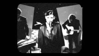 Lykke Li - I Know Places (Live on the Moon)