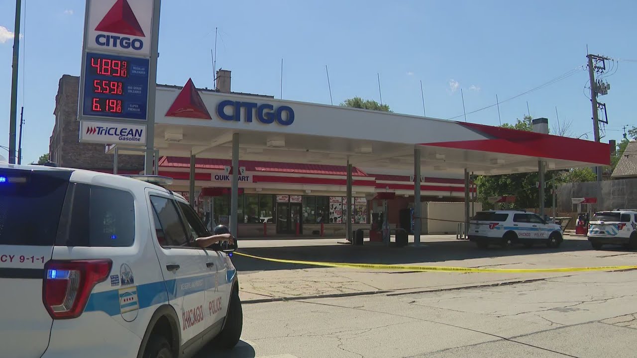 Man fatally shot at South Side gas station - YouTube