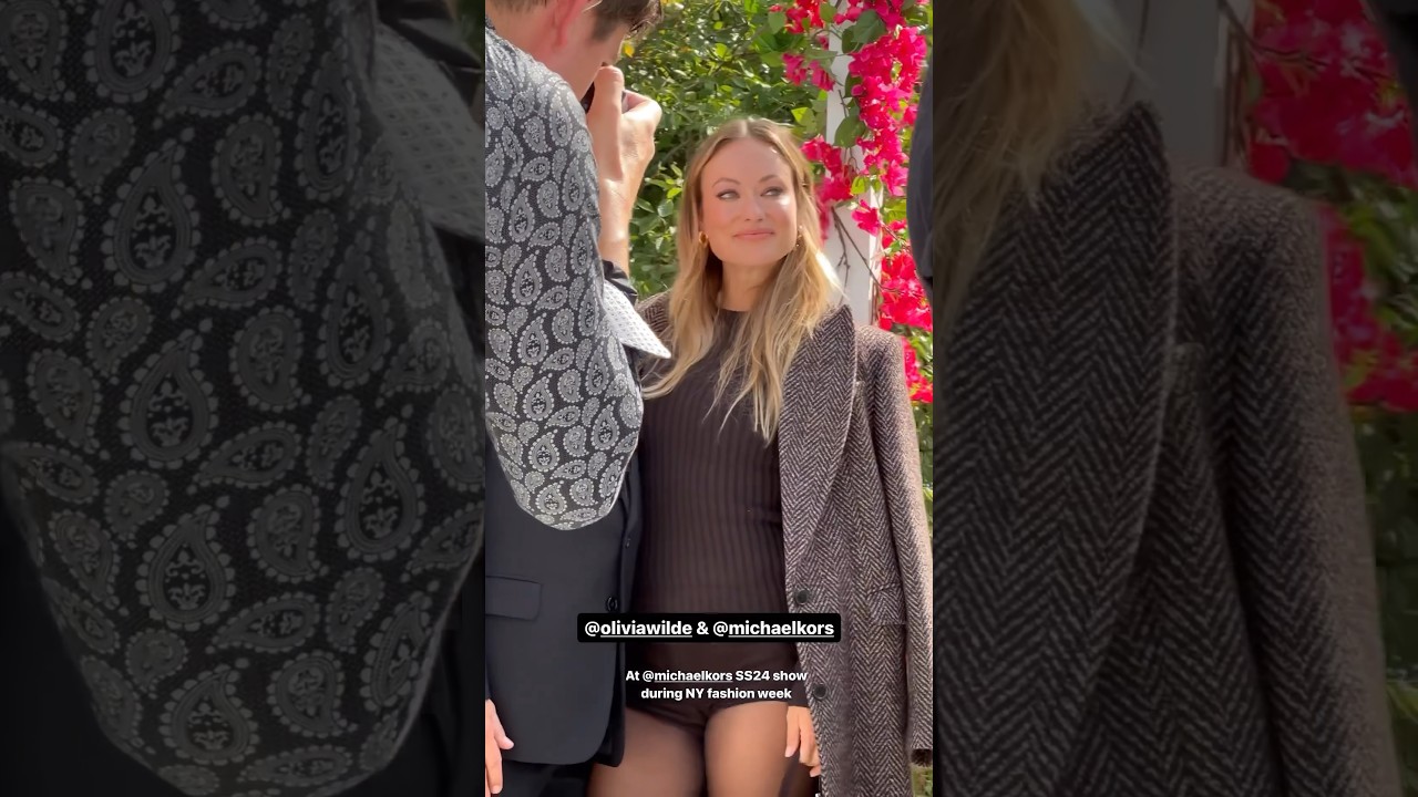 Olivia Wilde with Michael Kors during his fashion show in New York. 