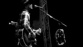 Video thumbnail of "Turnpike Troubadours - Whiskey in the Wintertime - Medicine Stone"