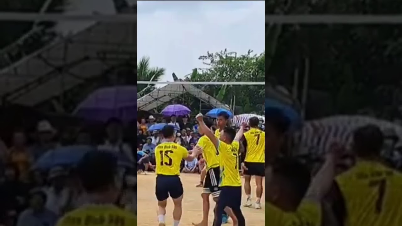 pha đập bóng mang thương hiệu THẠCH ĐEN ( bóng chuyền... - youtube