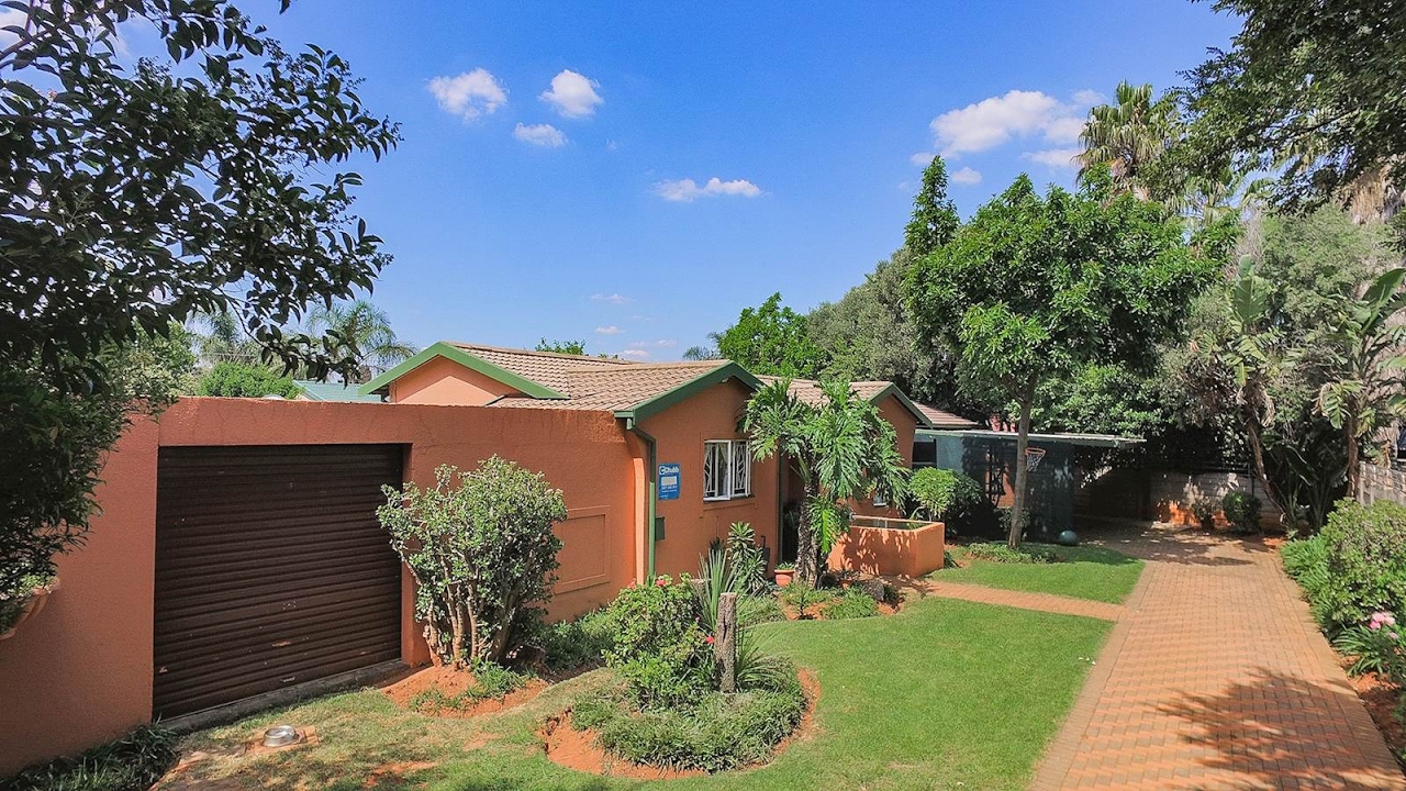 4 Bedroom House for sale in Gauteng East Rand Kempton Park