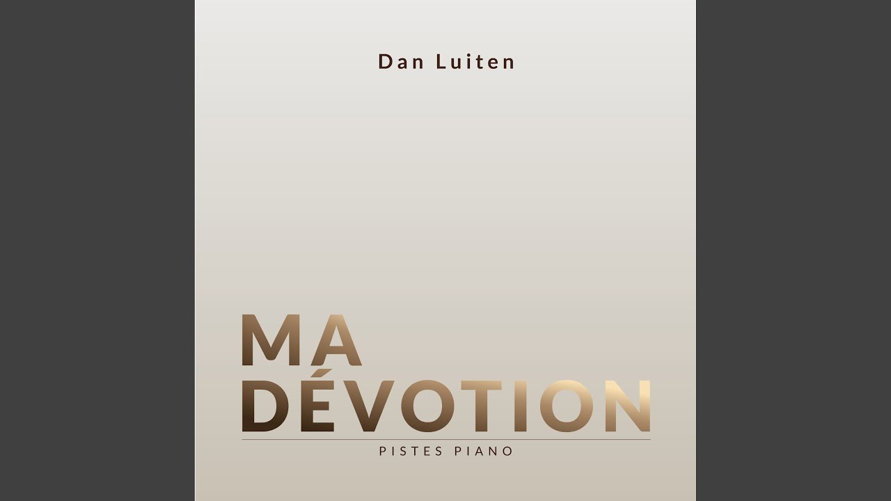 Attaché à la croix