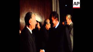 SYND 29-12-71 PRESIDENT SADAT CHAIRS A MEETING OF THE ASU