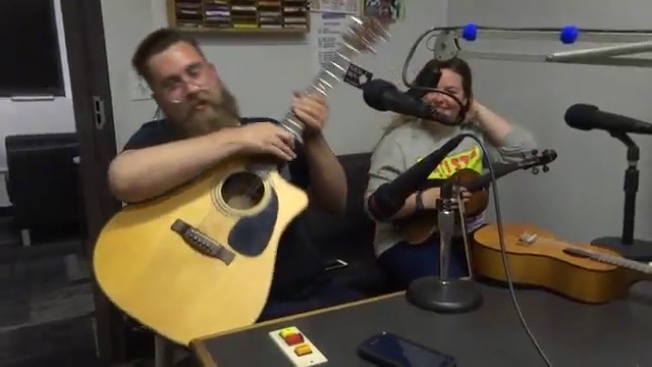 Sledding With Tigers - "No Dawg, Amber is the Color of My Energy" (A Fistful Of Vinyl sessions)