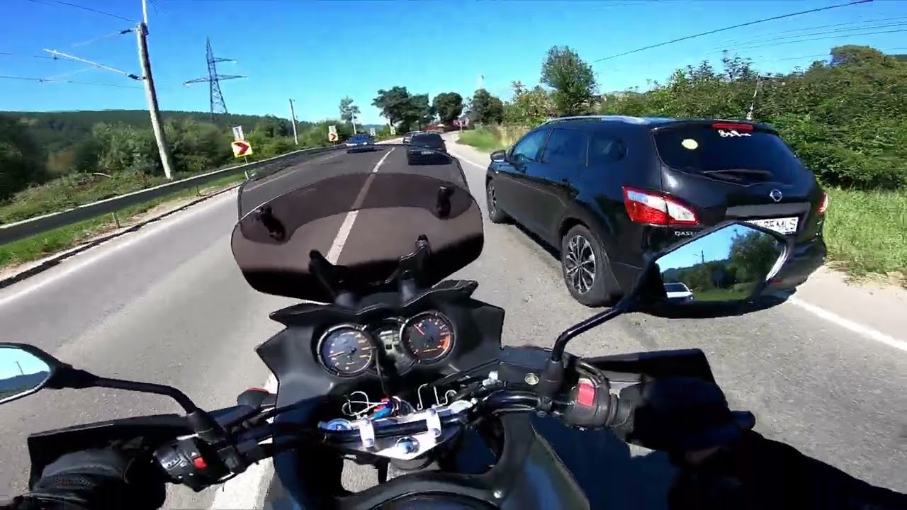 Bucovina Văzută de pe Motor: Ghidul Nostru pentru Transrarău și Pasul Palma💑