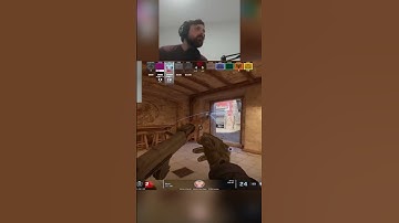 FORSEN WATCHES HIS TEAMMATE NADING HIMSELF! 🤦‍♂️ #Forsen #CS2