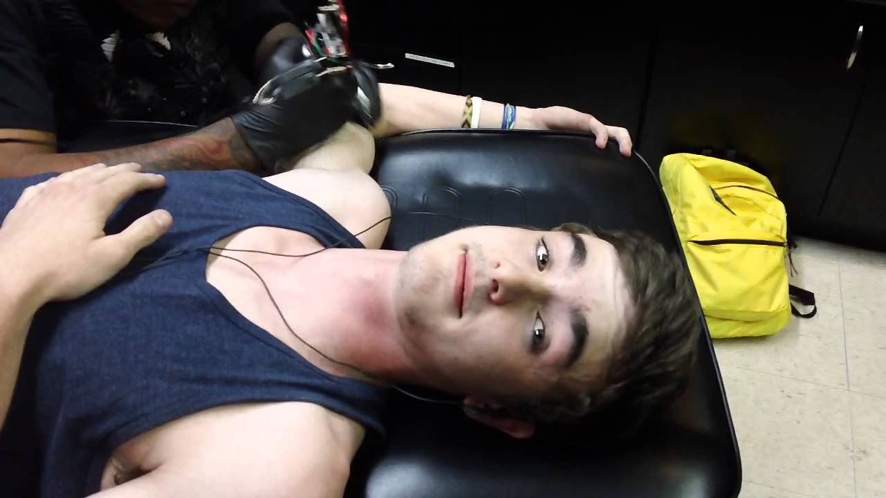 Knockout Kid - ROAD VLOG #3 from the "Your Name All Over It Tour"