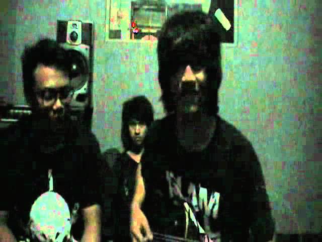 Hudant R.O.T Ft. Paps S.I.M - Pergi Hilang dan Lupakan With Mecum.mp4 class=