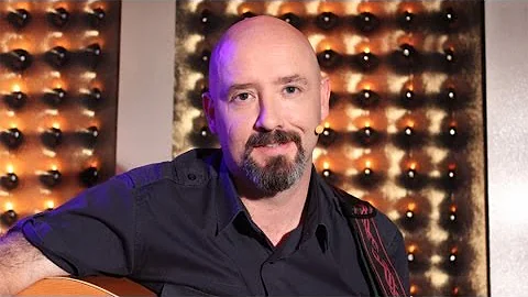 The Hit : Paddy Sharkey - Falling
