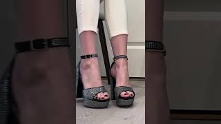 Retro heels try on.