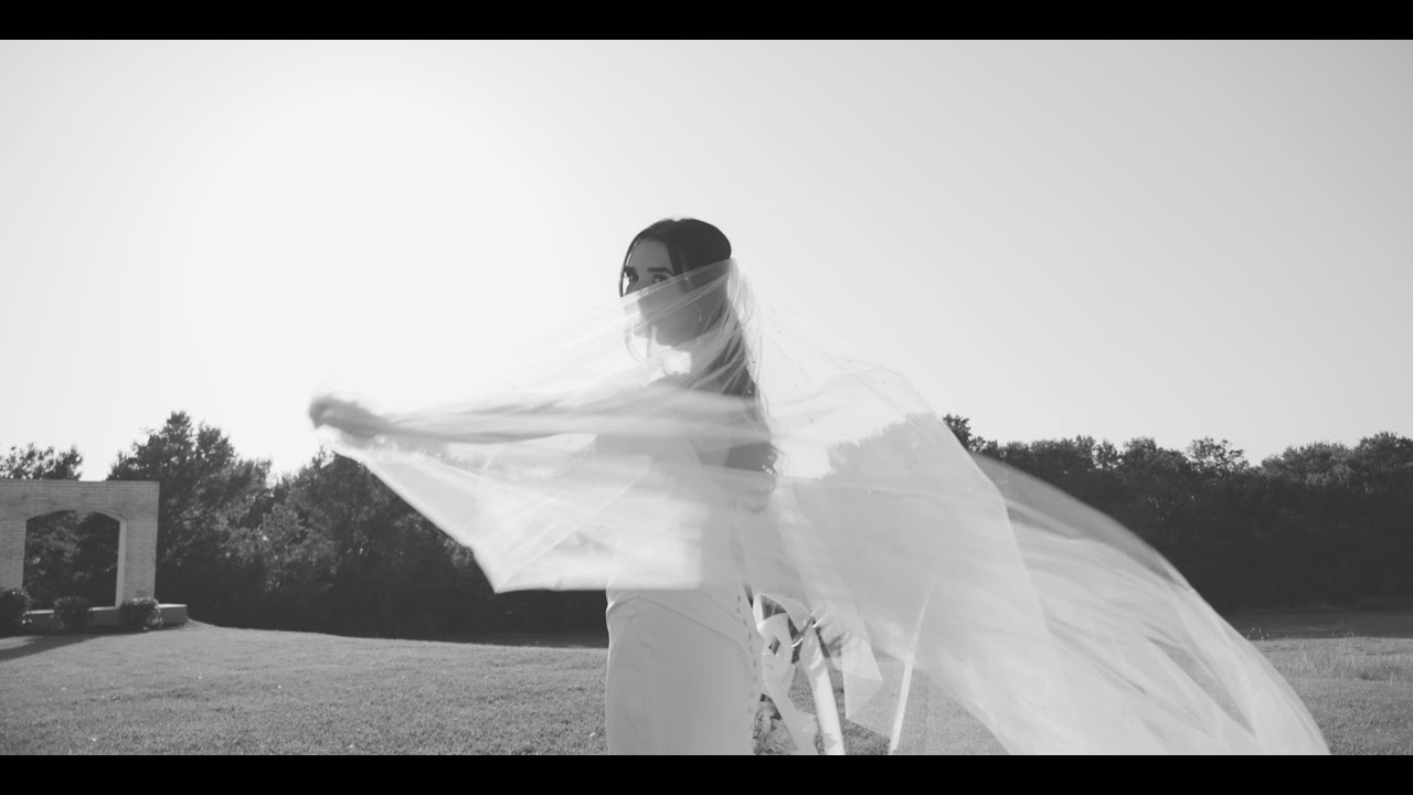 A Grace-Filled Love | Emma & Neil’s Texas Wedding at The Grand Ivory