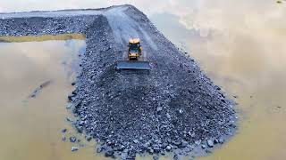 Part21!Great Road of Project to build over water using cast stone By SHANTUI &amp; 25 Ton trucks