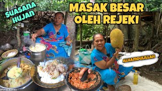 OLEH REJEKI MASAK TEWEL DI KEKI KANG MONO || SUASANA HUJAN